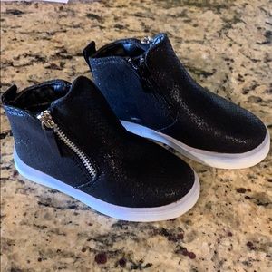 Metallic Simmer Booties